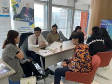 新東方中學生國際升學規劃論壇落幕 大咖火熱開講，家長搶“智囊”現場火熱